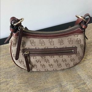 Dooney & Bourke Sm Signature Jacquard Handbag